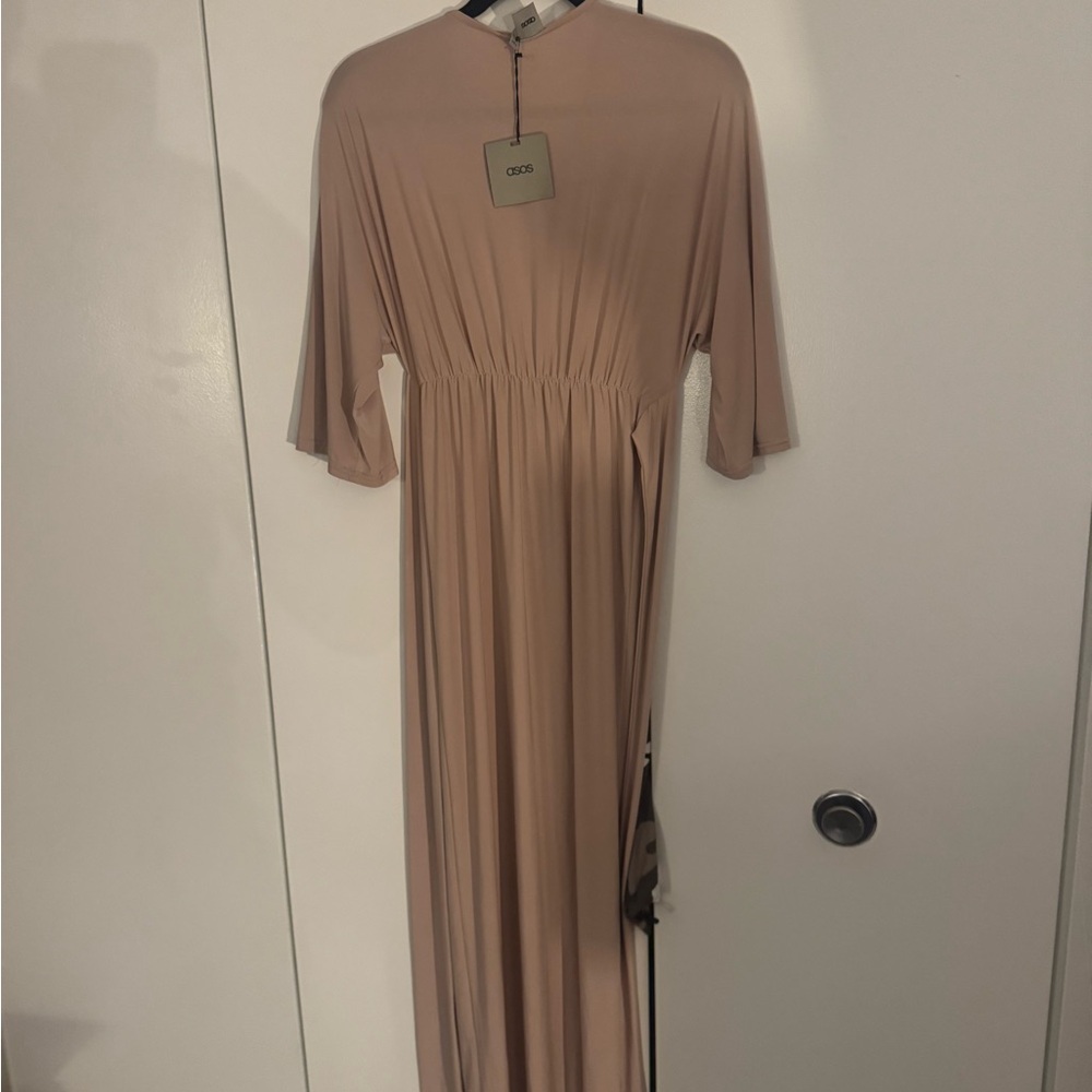 Elegant Beige Maxi Dress